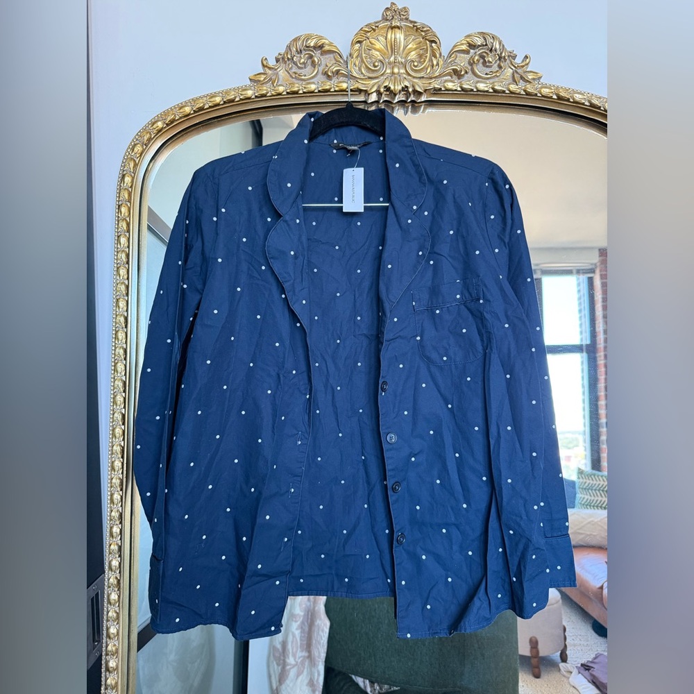 Banana Republic Navy and White Polka Dot Top - Picture 2 of 5